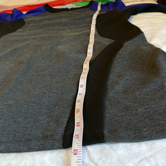 View by Walter Baker Long Sleeve Color Block Knit Dress - Picture 10 of 13